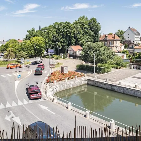 De La Seine - Balcon - Hypercentre - Parking Inclus 特鲁瓦