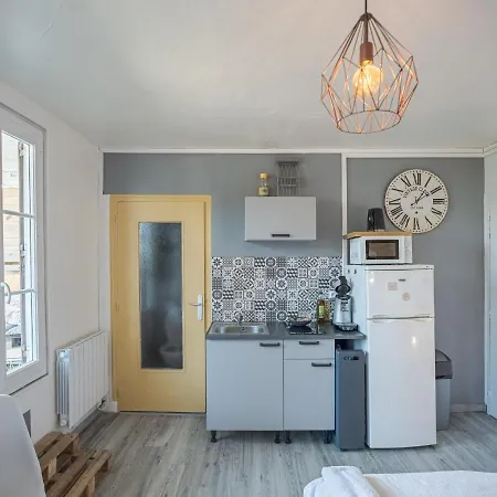 Studio De La Seine - Balcon - Hypercentre - Parking Inclus Appartement Troyes